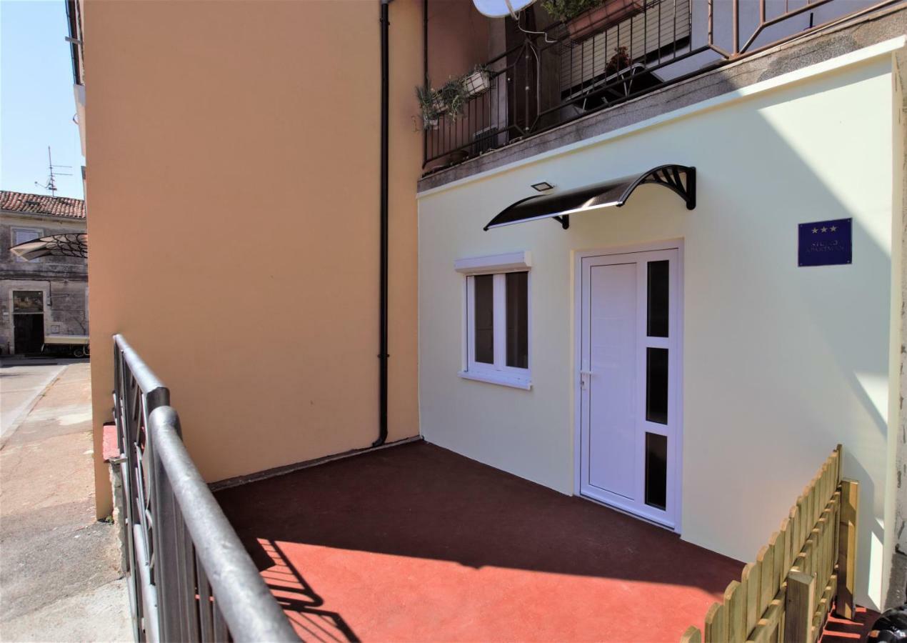 Studio Apartman Danijela Pula Extérieur photo